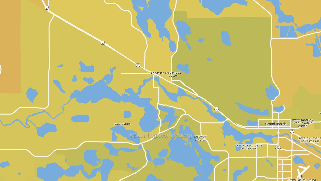 Map of the best neighborhoods in the Cohasset area, with better matches in green and worse matches in red