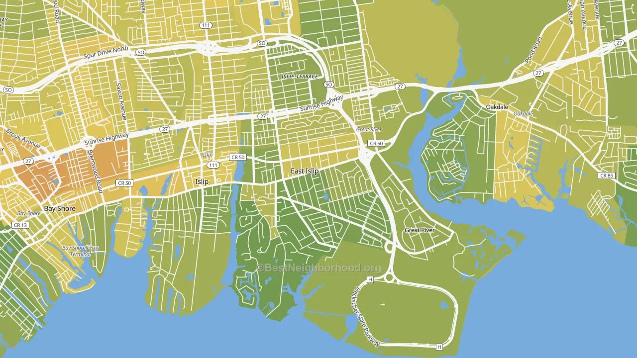 Map of the best neighborhoods in the East Islip area, with better matches in green and worse matches in red
