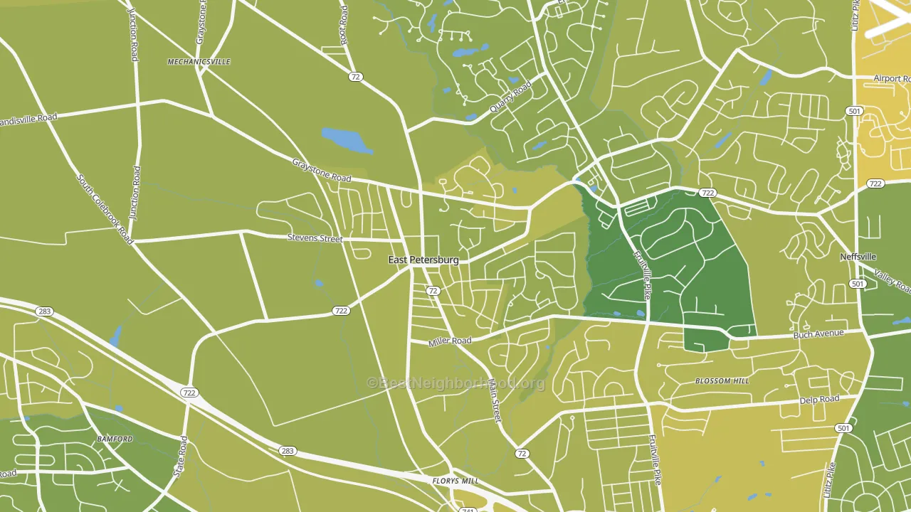 Map of the best neighborhoods in the East Petersburg area, with better matches in green and worse matches in red