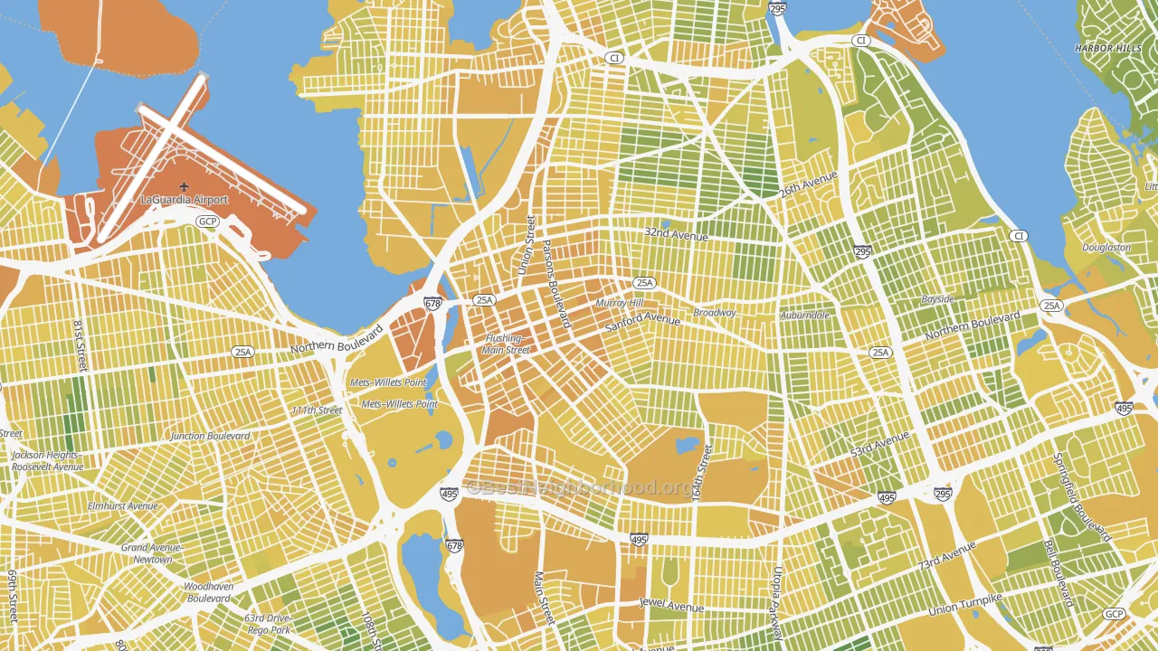 Map of the best neighborhoods in the Flushing, Queens area, with better matches in green and worse matches in red