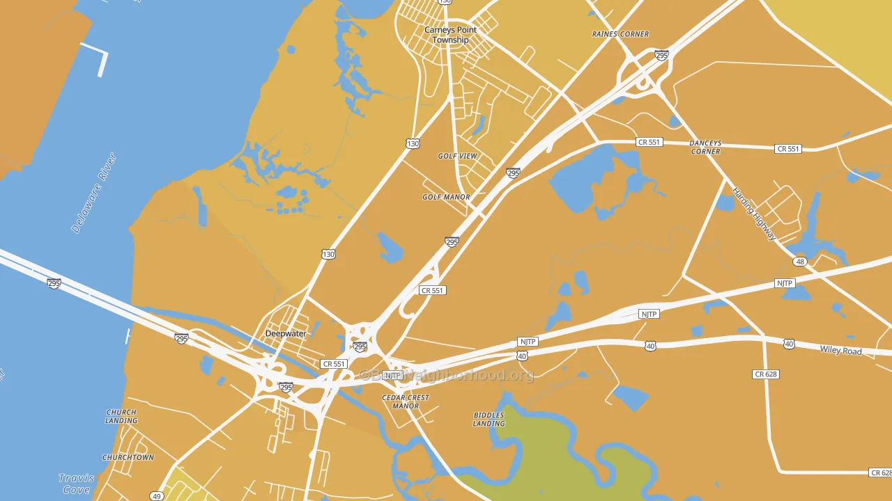 Map of the best neighborhoods in the Golf Manor area, with better matches in green and worse matches in red