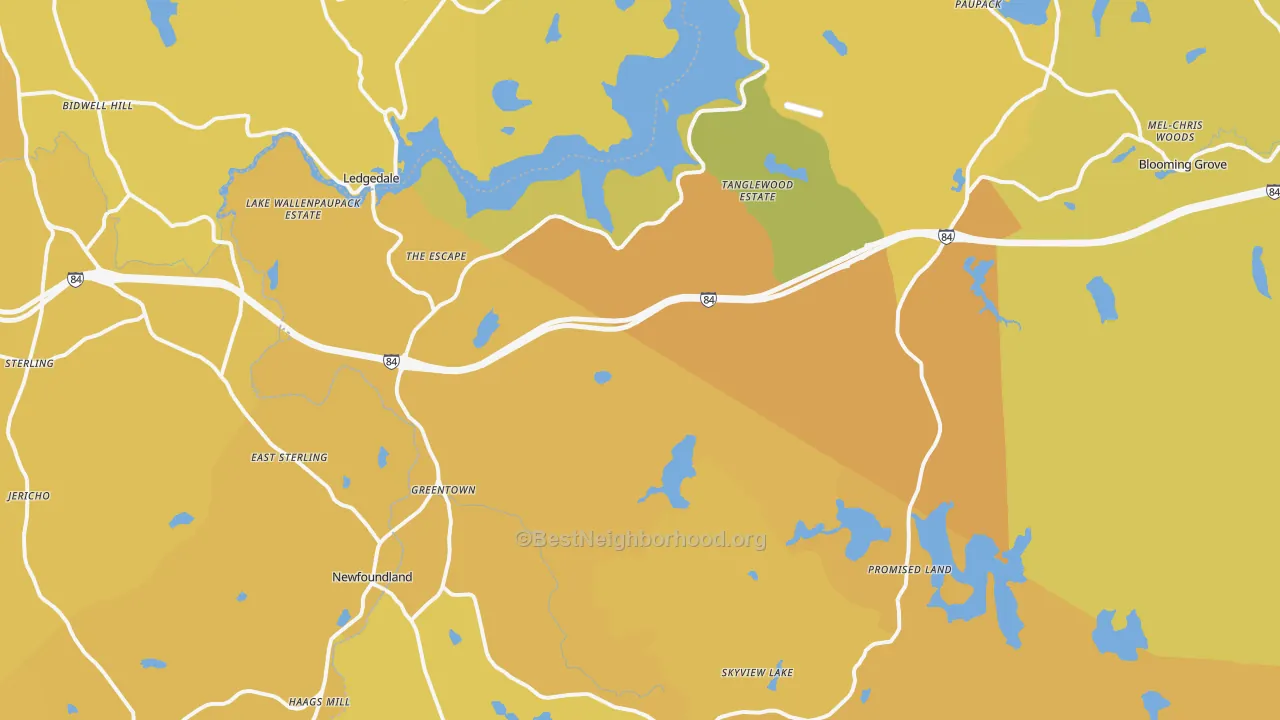 Map of the best neighborhoods in the Greentown area, with better matches in green and worse matches in red