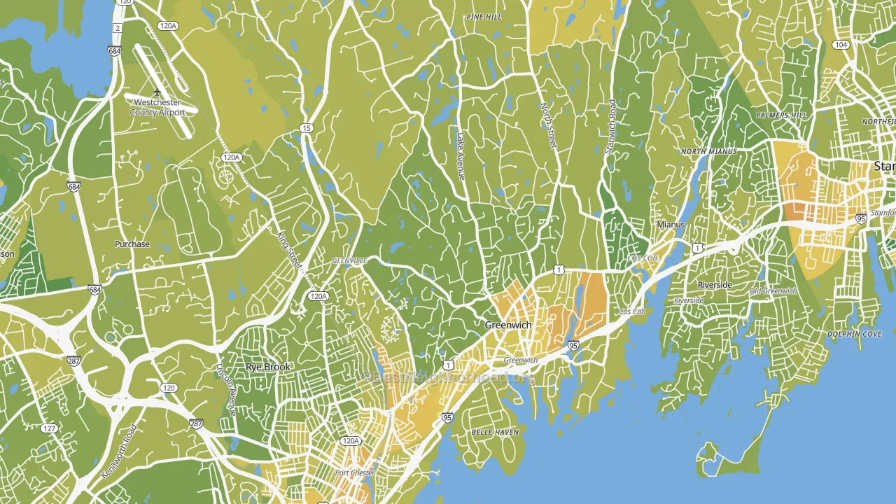 Map of the best neighborhoods in the Greenwich area, with better matches in green and worse matches in red