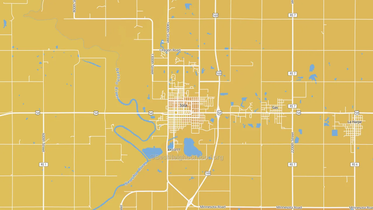 Map of the best neighborhoods in the Iola area, with better matches in green and worse matches in red