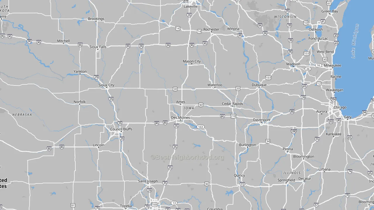 Map of the best neighborhoods in the Iowa area, with better matches in green and worse matches in red