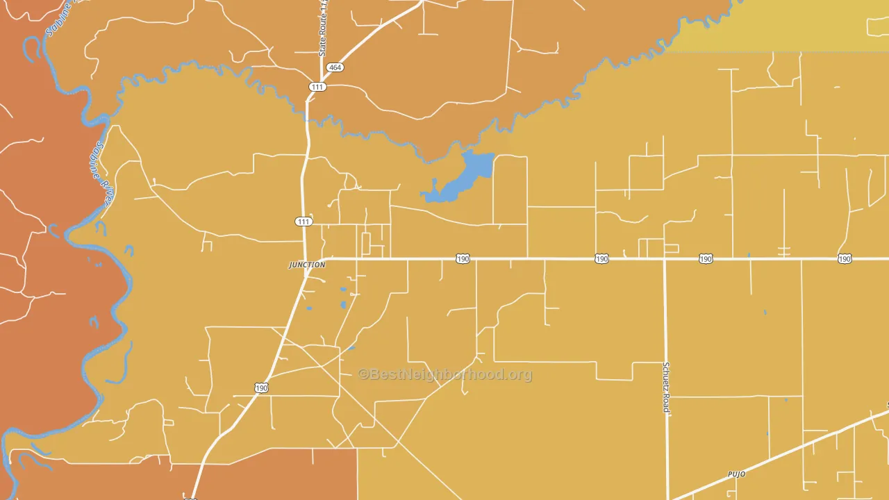 Map of the best neighborhoods in the Junction area, with better matches in green and worse matches in red