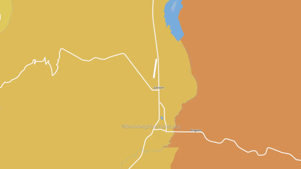 Map of the best neighborhoods in the Junction area, with better matches in green and worse matches in red