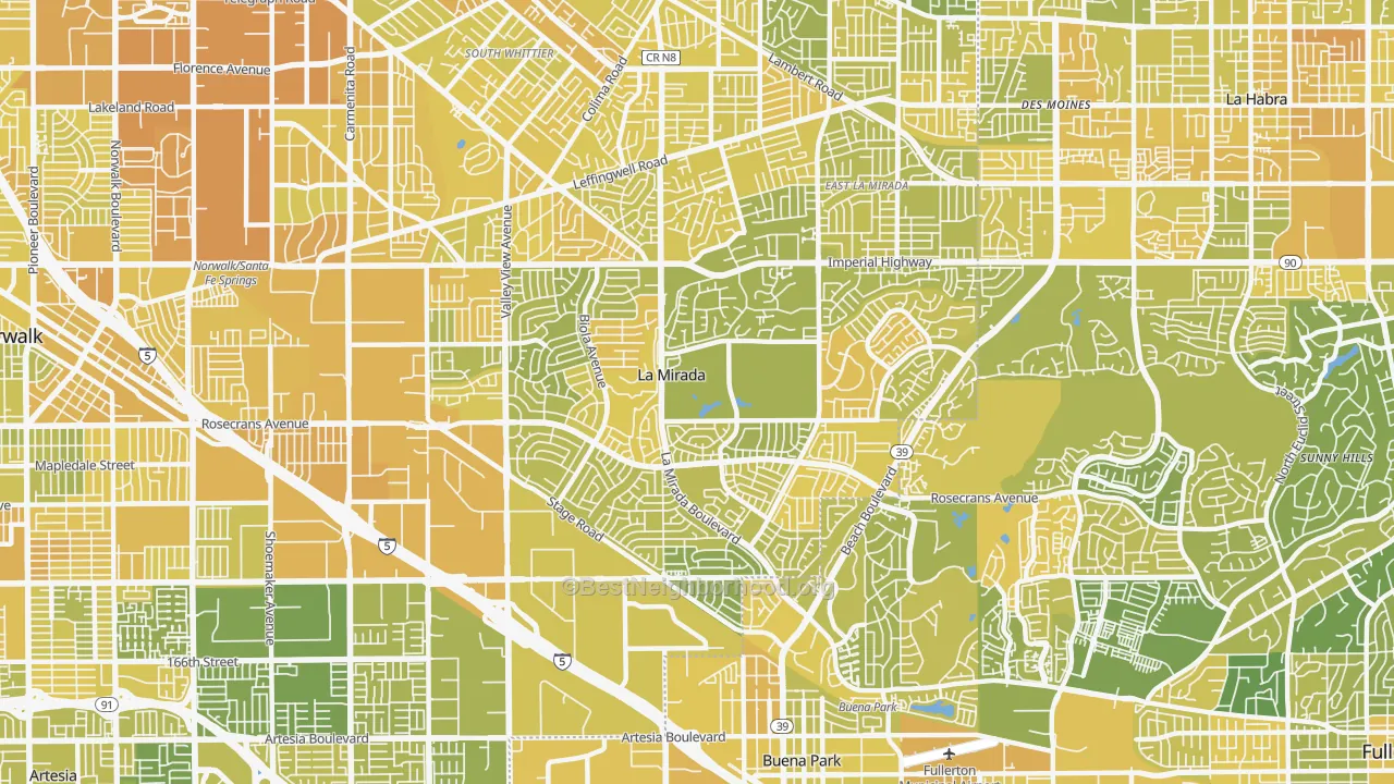 Map of the best neighborhoods in the La Mirada area, with better matches in green and worse matches in red