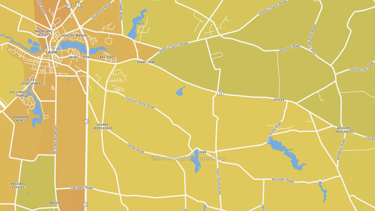 Map of the best neighborhoods in the Lake Pines area, with better matches in green and worse matches in red