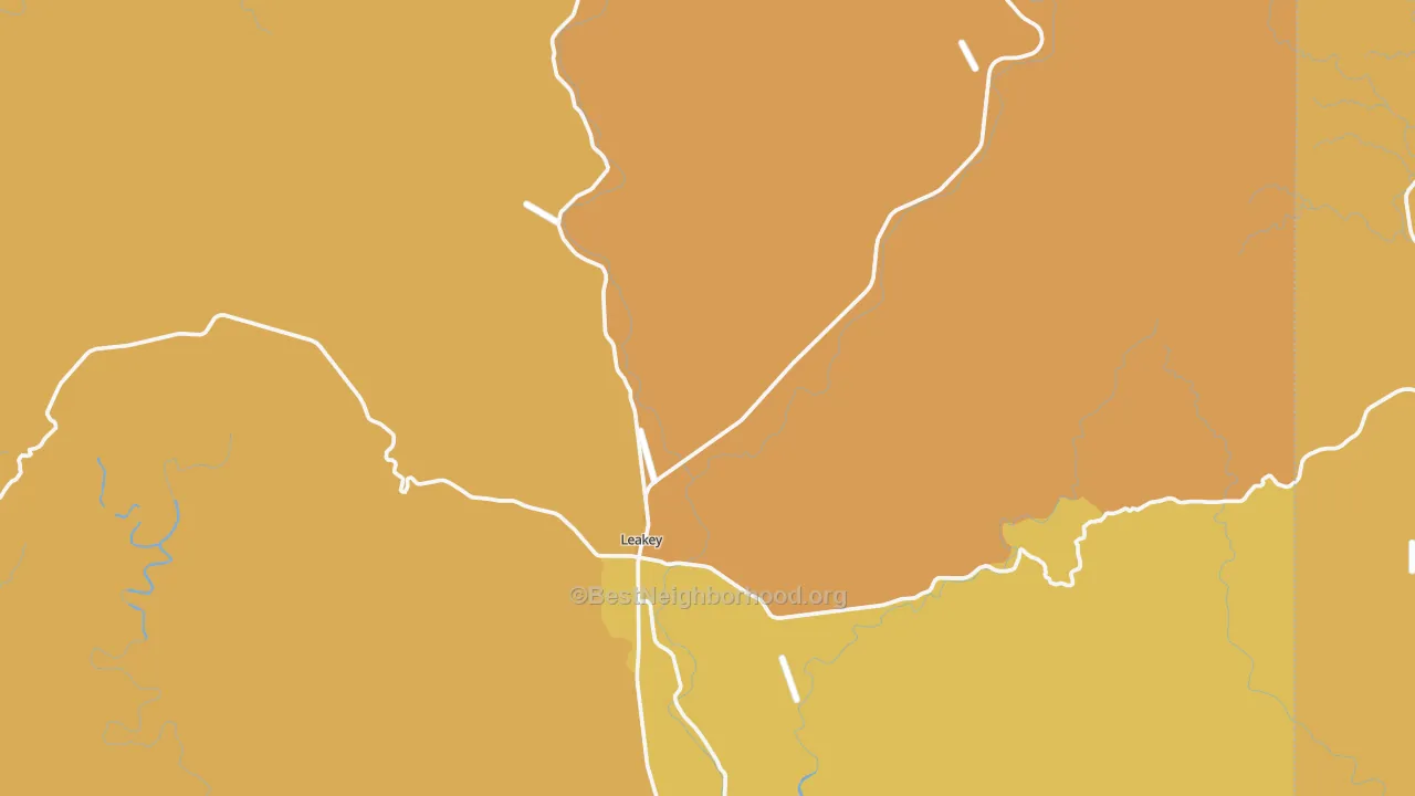 Map of the best neighborhoods in the Leakey area, with better matches in green and worse matches in red