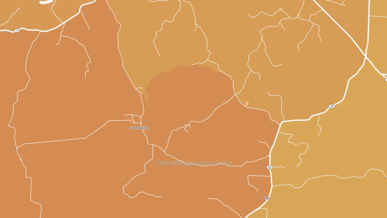 Map of the best neighborhoods in the Lunenburg area, with better matches in green and worse matches in red
