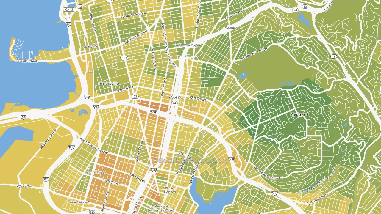 Map of the best neighborhoods in the Mosswood, Oakland area, with better matches in green and worse matches in red