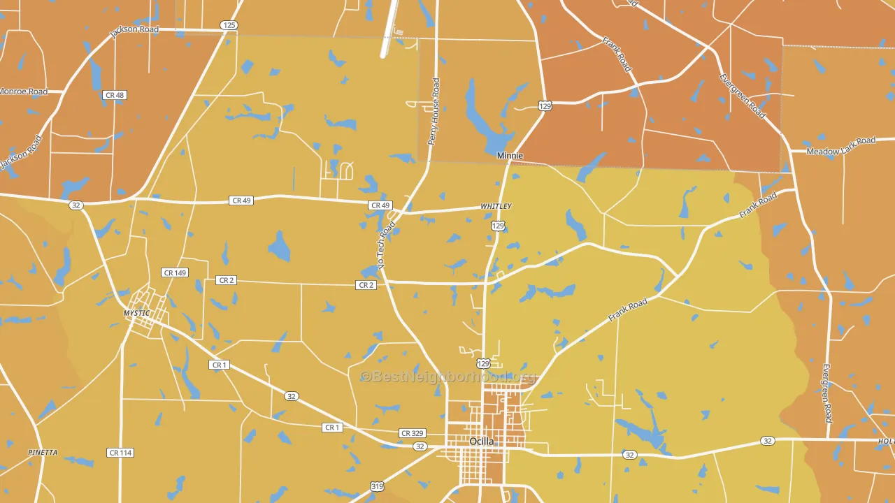 Map of the best neighborhoods in the Mystic area, with better matches in green and worse matches in red