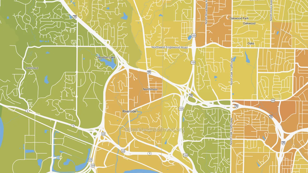 Map of the best neighborhoods in the Northmoor area, with better matches in green and worse matches in red