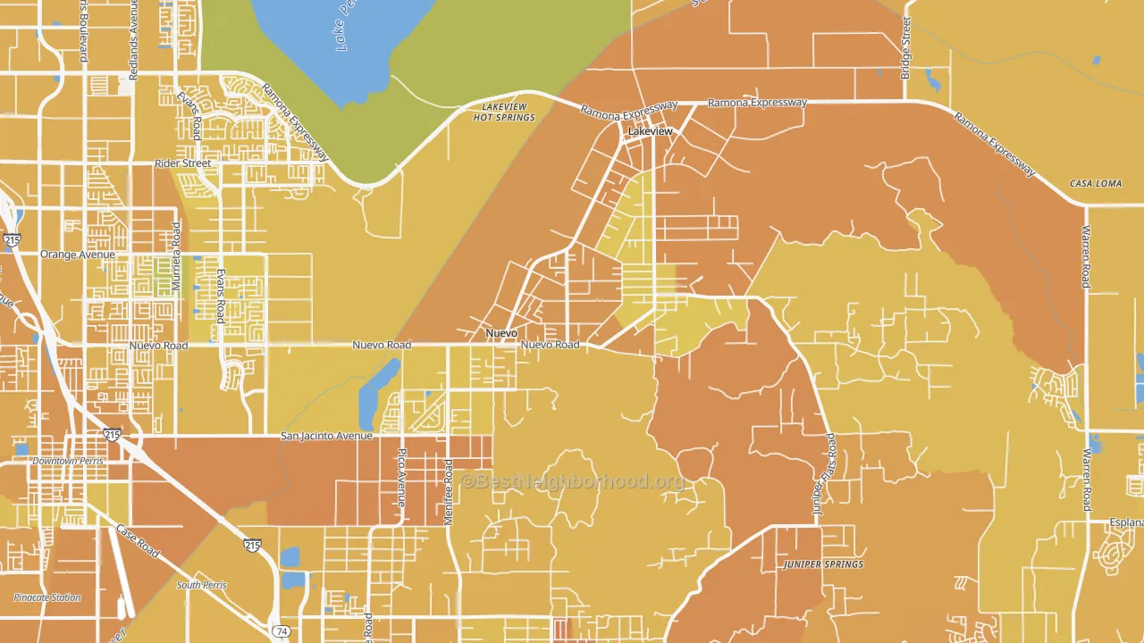 Map of the best neighborhoods in the Nuevo area, with better matches in green and worse matches in red
