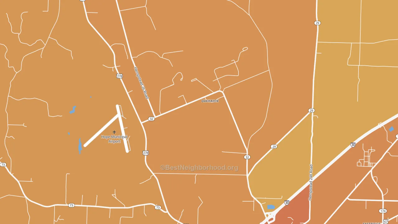 Map of the best neighborhoods in the Oakhaven area, with better matches in green and worse matches in red