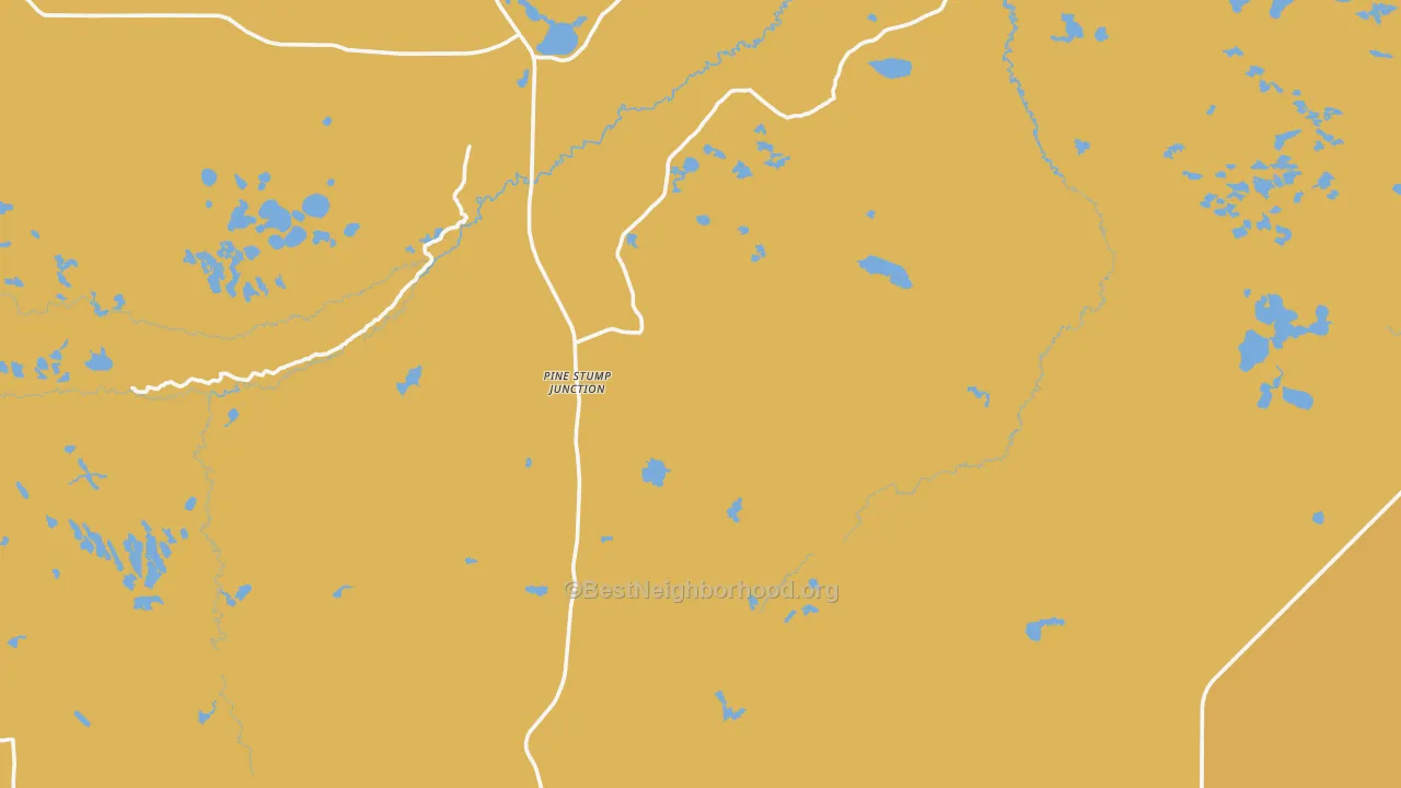 Map of the best neighborhoods in the Pine Stump Junction area, with better matches in green and worse matches in red