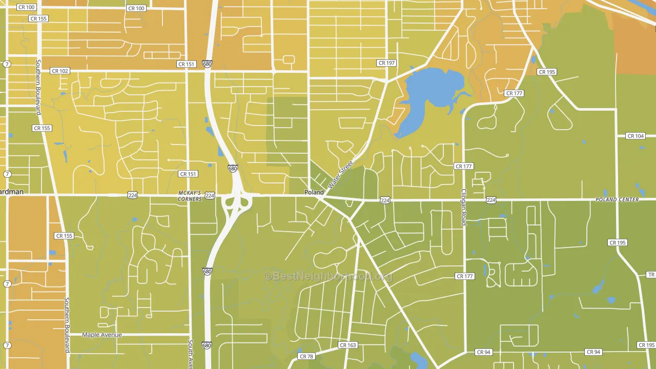 Map of the best neighborhoods in the Poland area, with better matches in green and worse matches in red