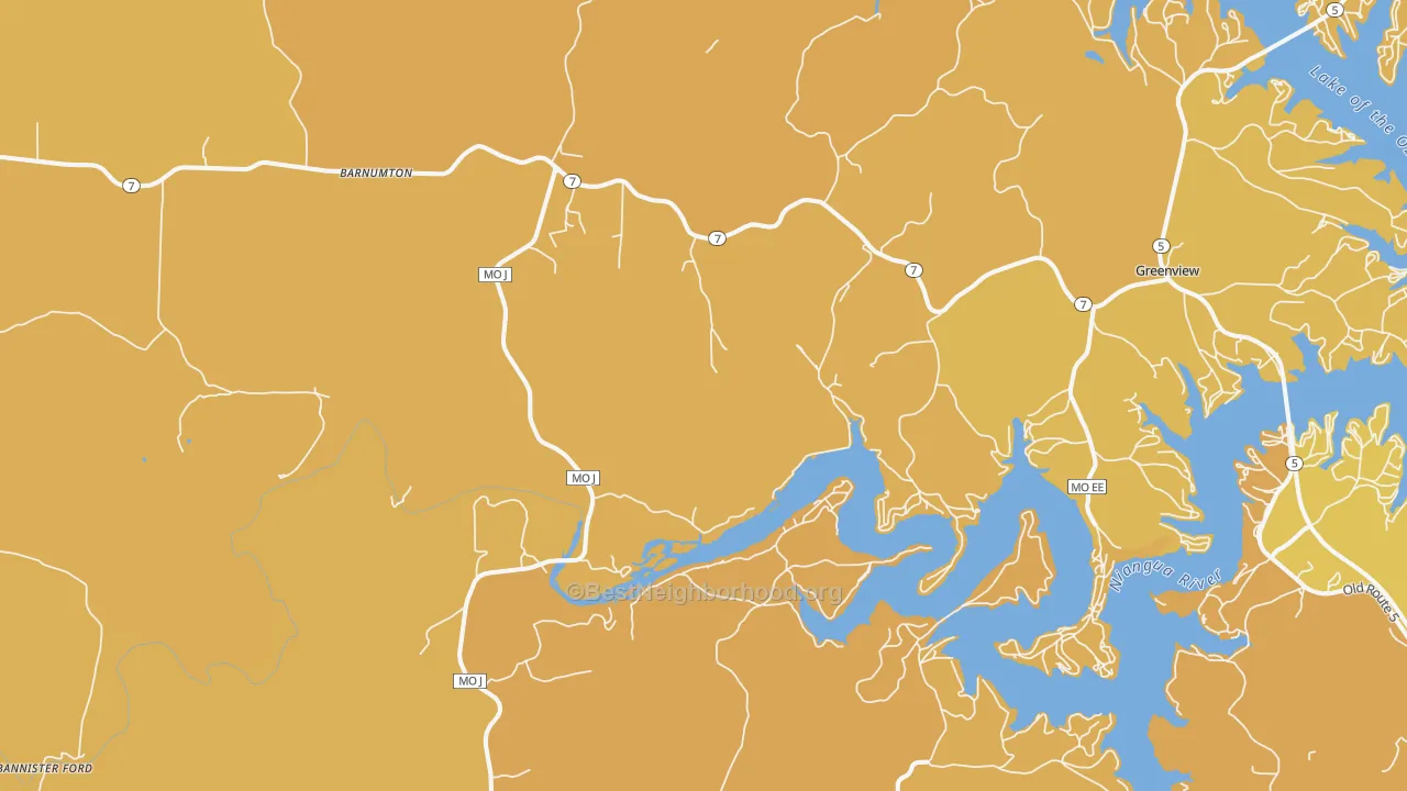 Map of the best neighborhoods in the Roach area, with better matches in green and worse matches in red