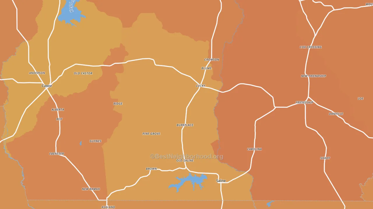 Map of the best neighborhoods in the Saline area, with better matches in green and worse matches in red