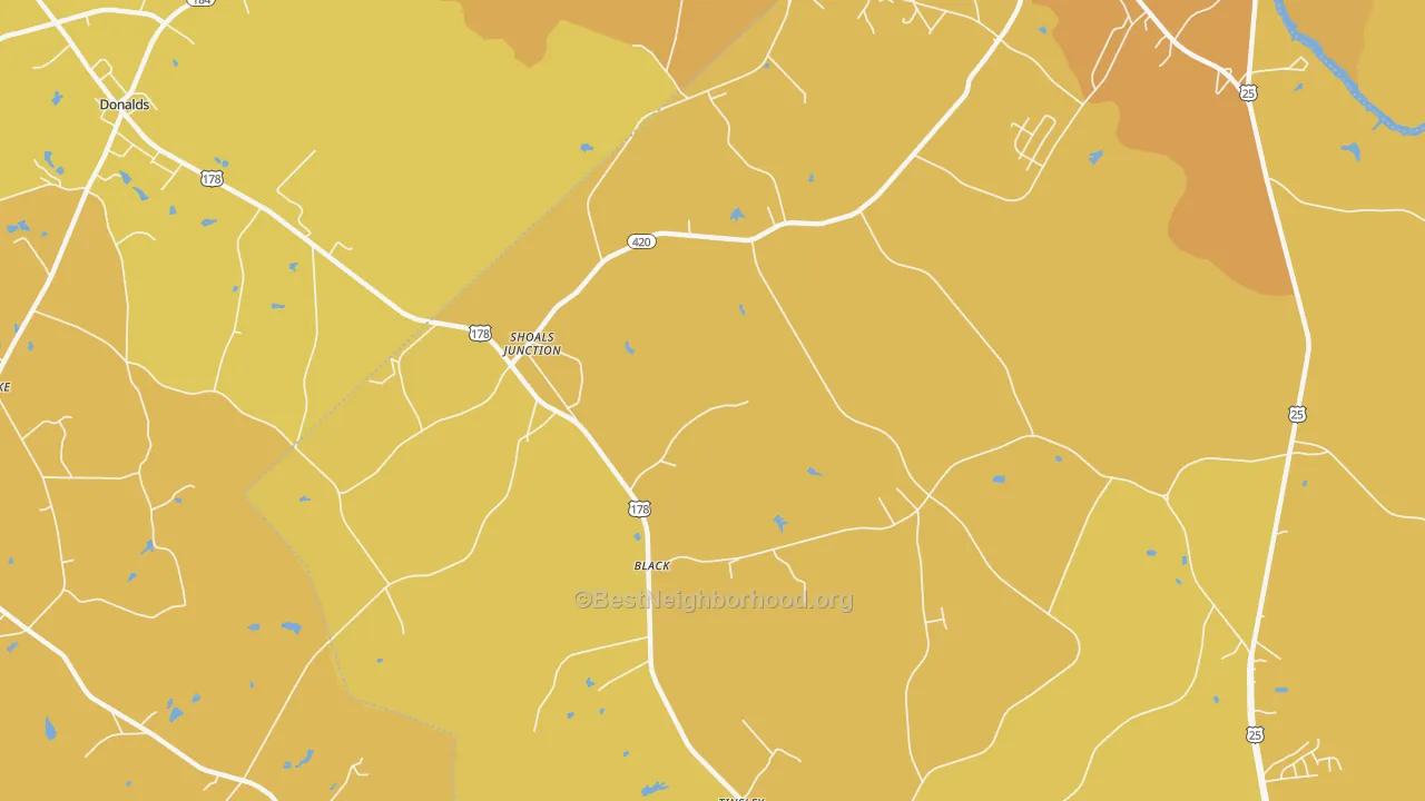 Map of the best neighborhoods in the Shoals Junction area, with better matches in green and worse matches in red