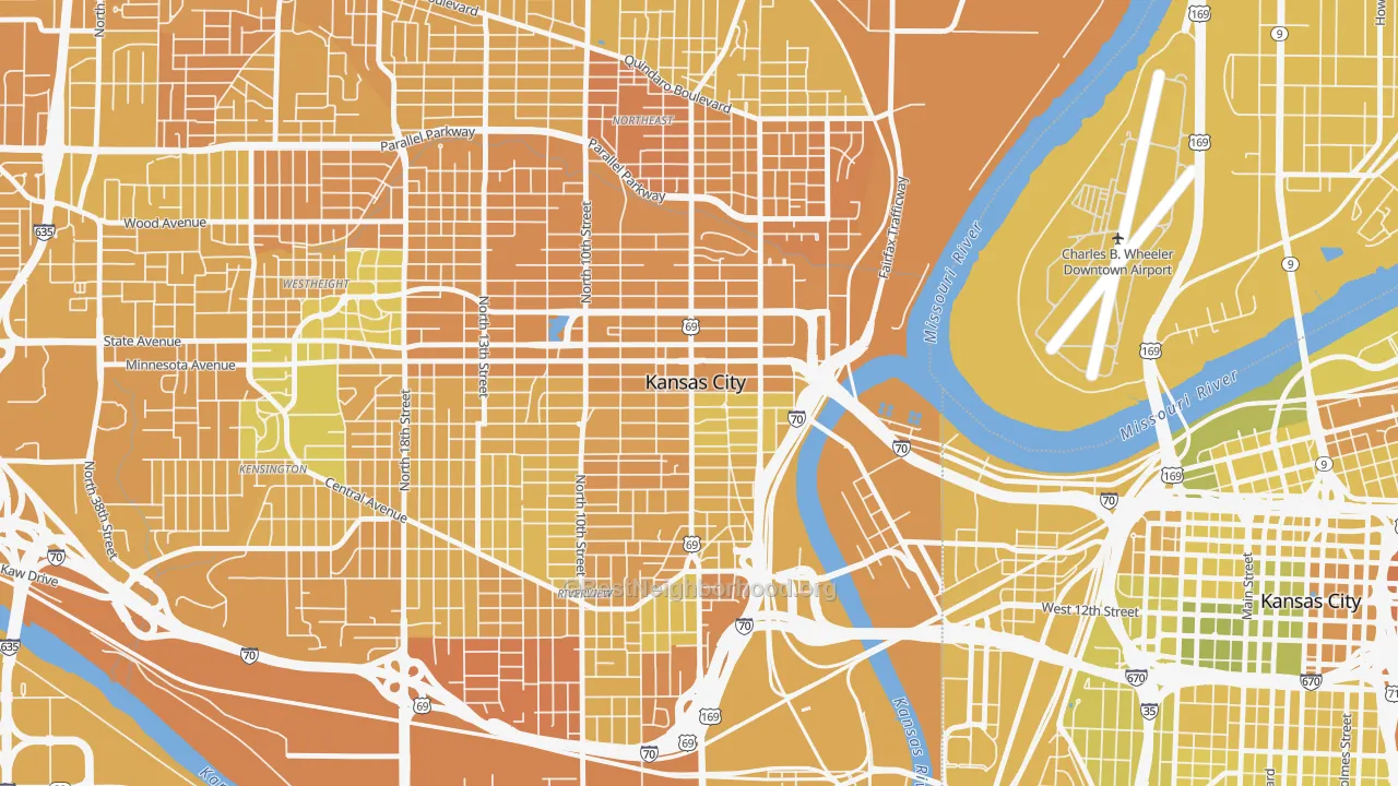 Map of the best neighborhoods in the Strawberry Hill, Kansas City area, with better matches in green and worse matches in red