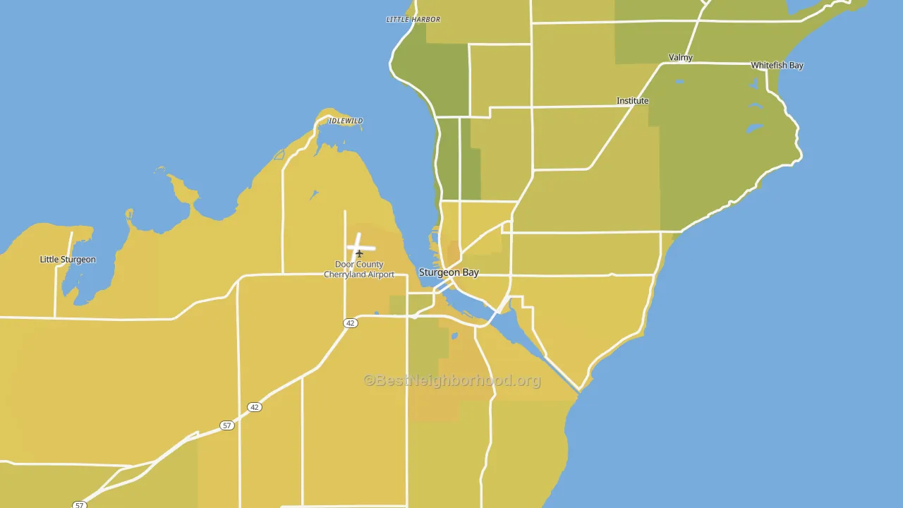 Map of the best neighborhoods in the Sturgeon Bay area, with better matches in green and worse matches in red