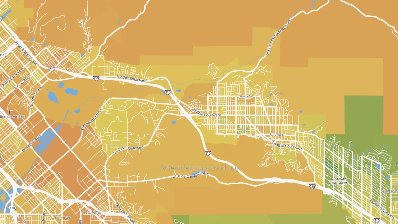 Map of the best neighborhoods in the Sunland area, with better matches in green and worse matches in red