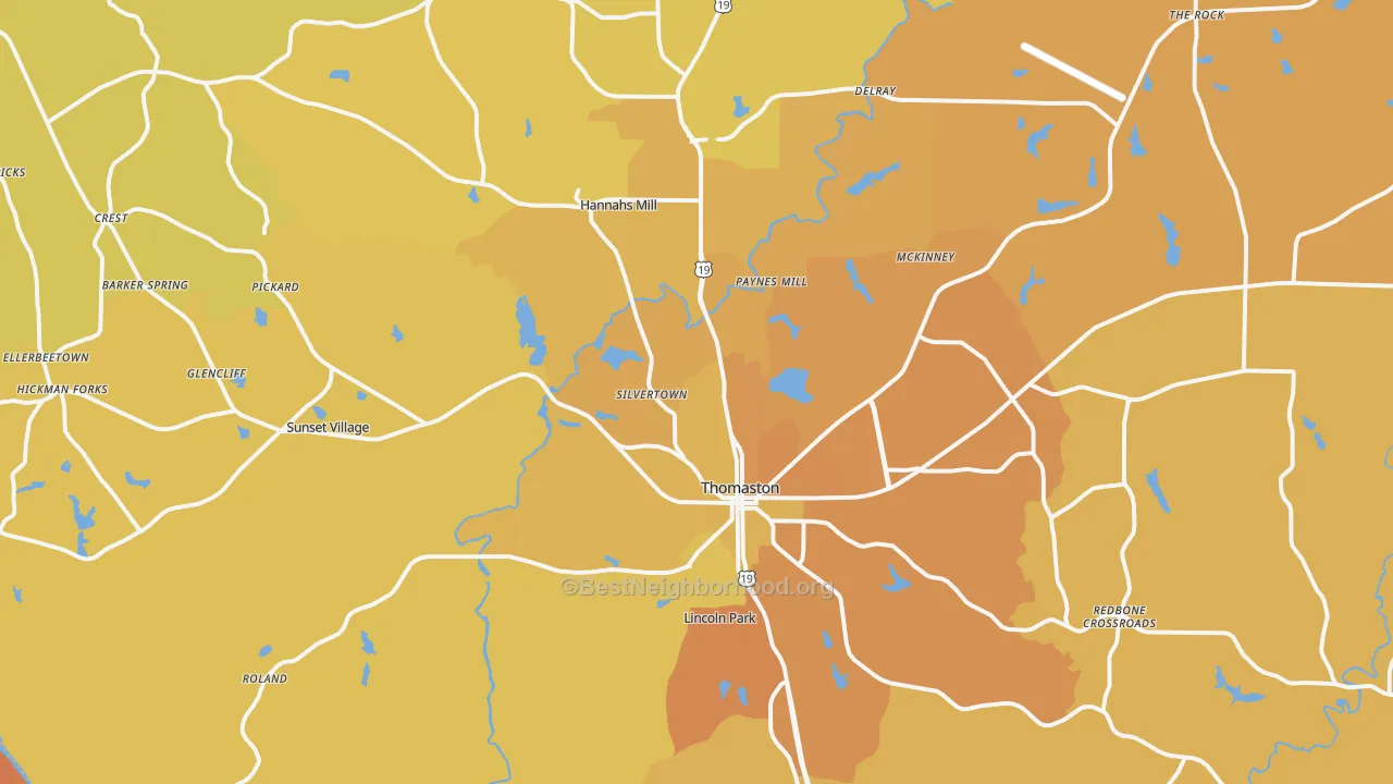 Map of the best neighborhoods in the Thomaston area, with better matches in green and worse matches in red