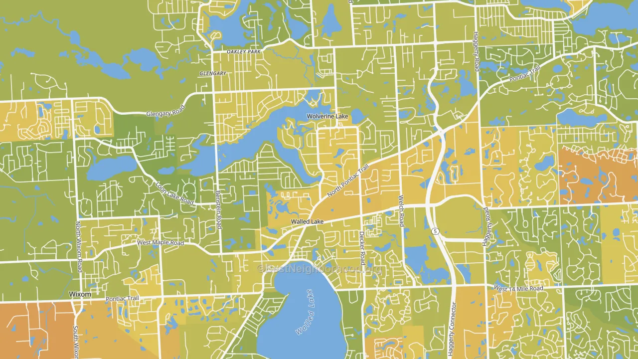 Map of the best neighborhoods in the Walled Lake area, with better matches in green and worse matches in red