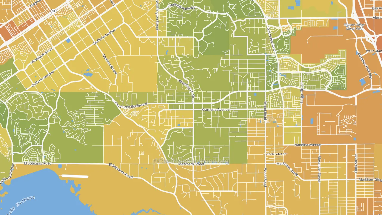 Map of the best neighborhoods in the Woodcrest area, with better matches in green and worse matches in red