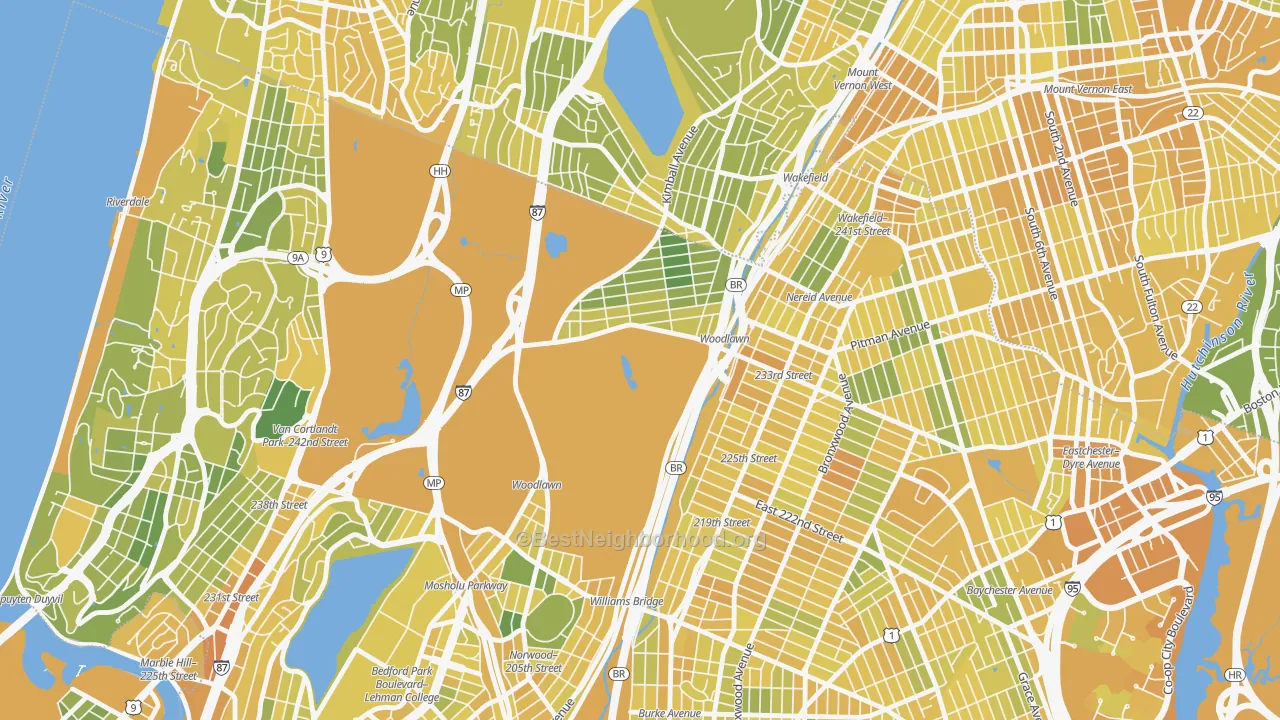 Map of the best neighborhoods in the Woodlawn, Bronx area, with better matches in green and worse matches in red