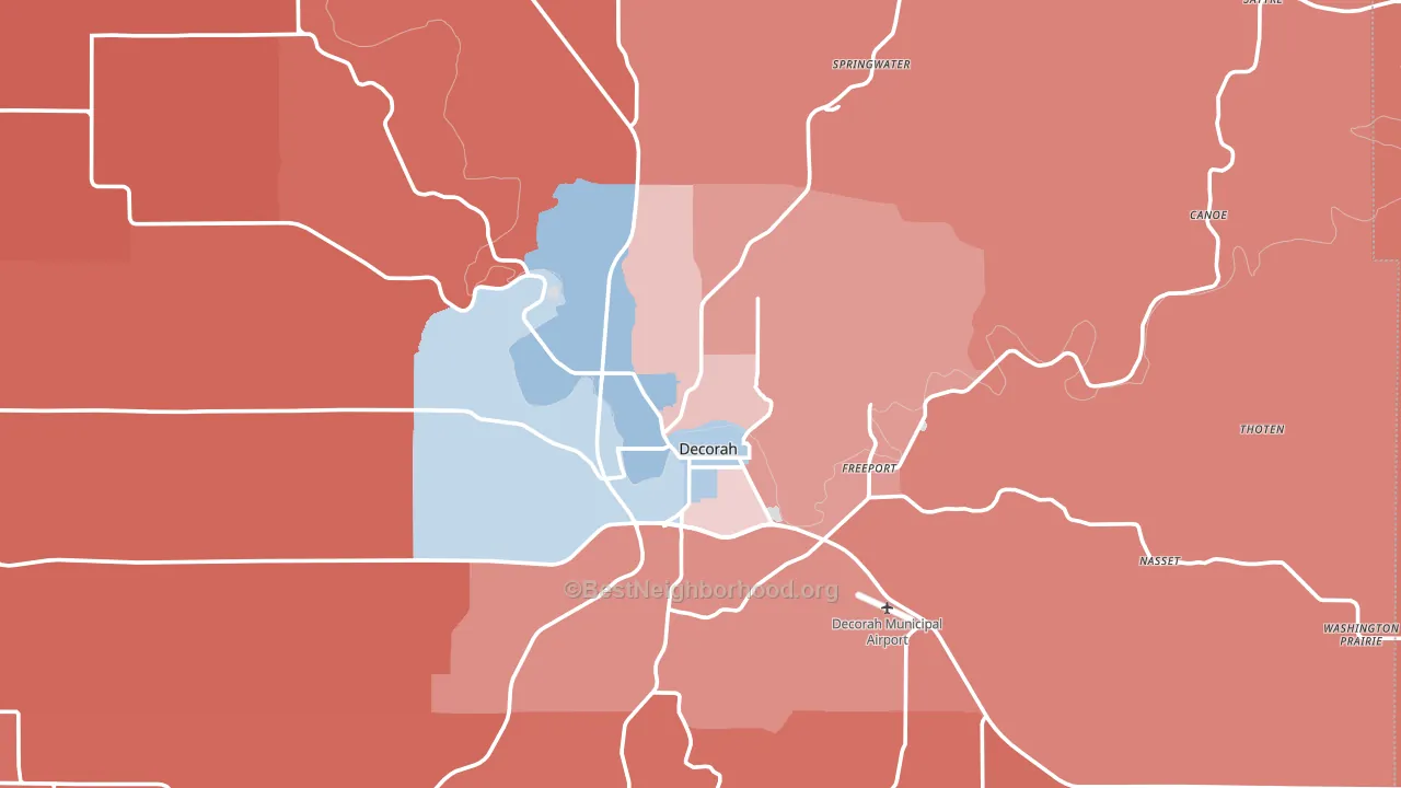 Decorah, IA block-group political-lean map