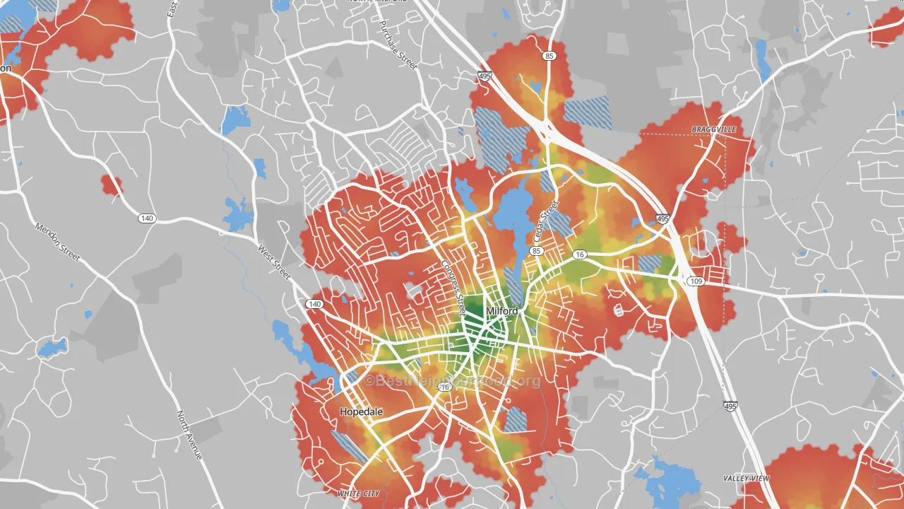 Walk Grade map of 01757, MA, walkable areas in green and car-dependent areas in red