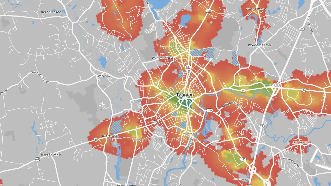 Walk Grade map of 02780, MA, walkable areas in green and car-dependent areas in red