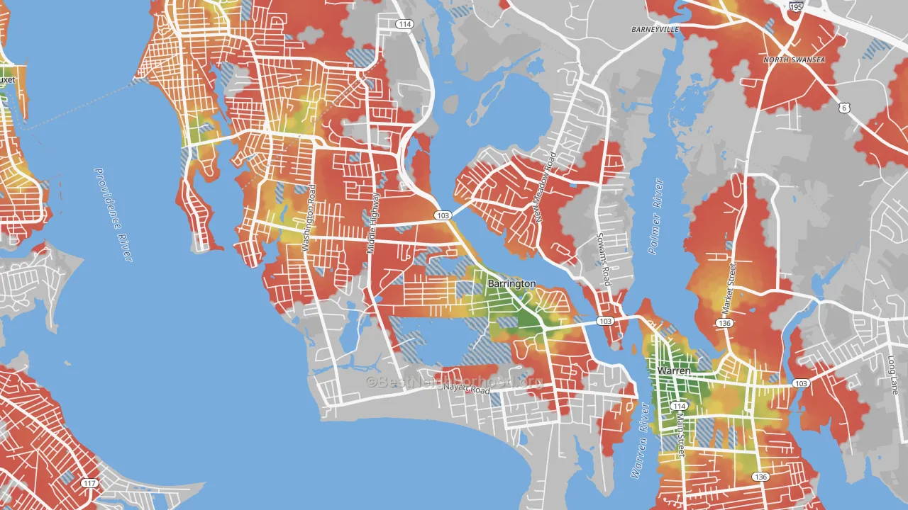 Walk Grade map of 02806, RI, walkable areas in green and car-dependent areas in red