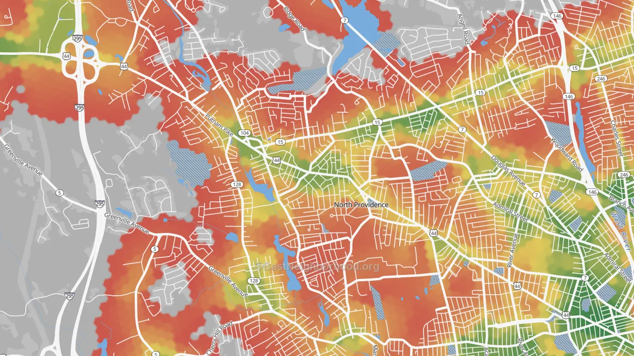 Walk Grade map of 02911, RI, walkable areas in green and car-dependent areas in red