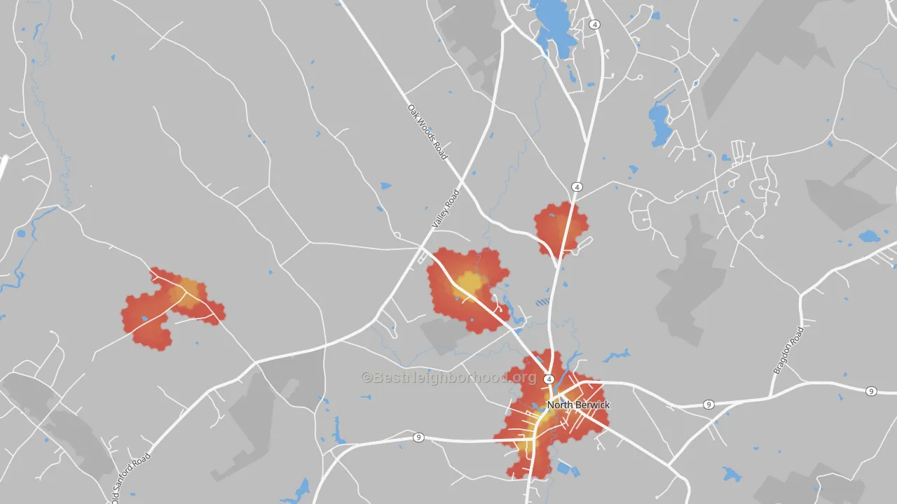 Walk Grade map of 03906, ME, walkable areas in green and car-dependent areas in red