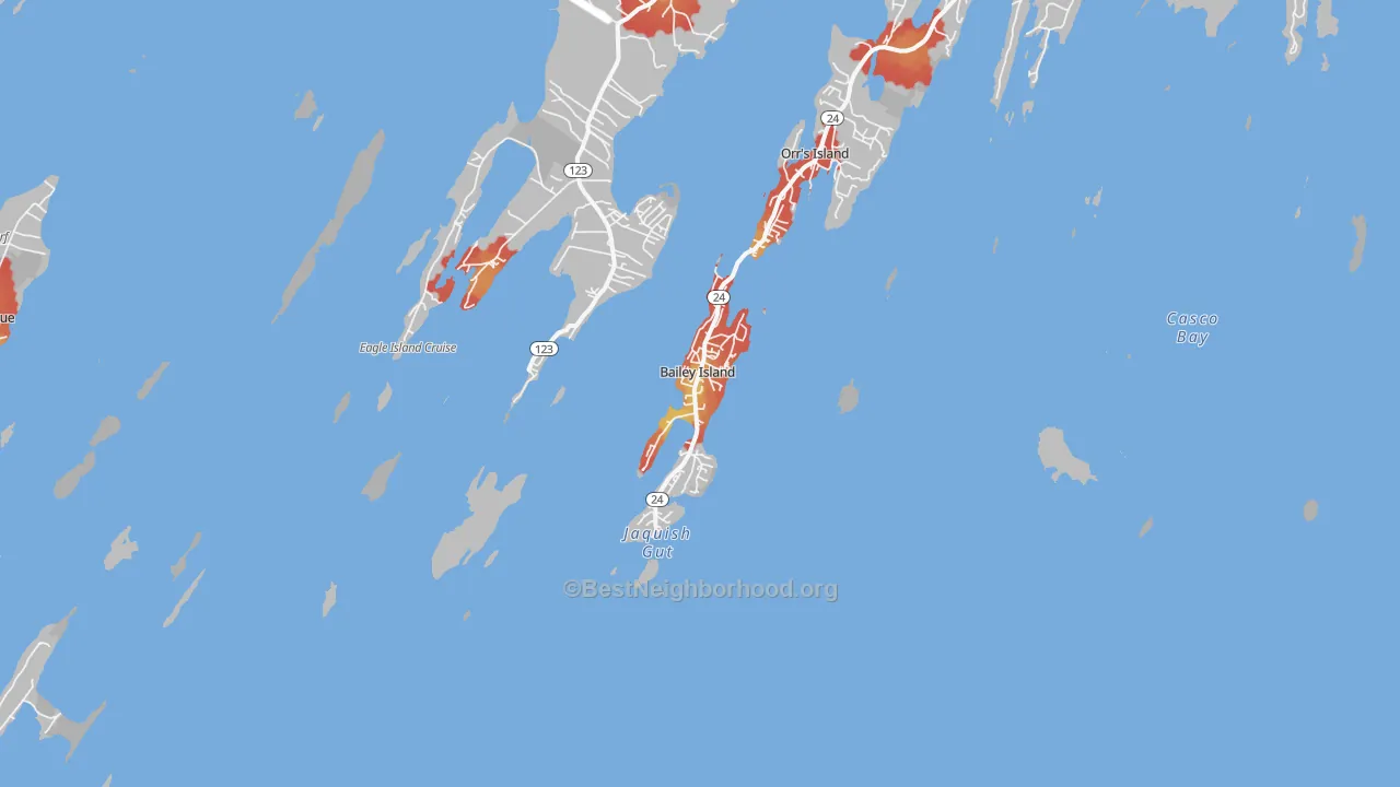 Walk Grade map of 04003, ME, walkable areas in green and car-dependent areas in red