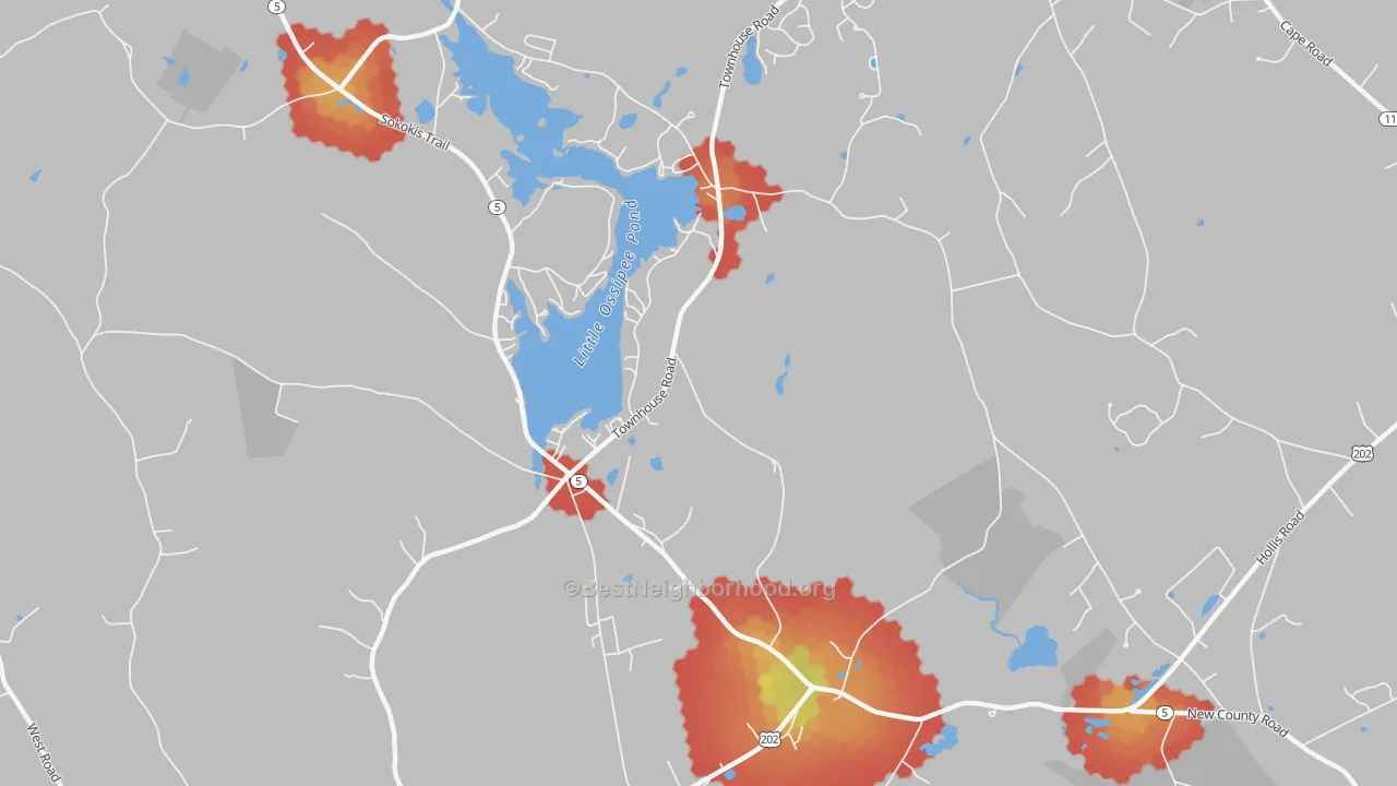 Walk Grade map of 04030, ME, walkable areas in green and car-dependent areas in red