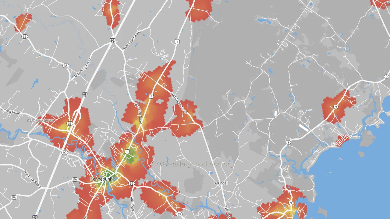 Walk Grade map of 04046, ME, walkable areas in green and car-dependent areas in red
