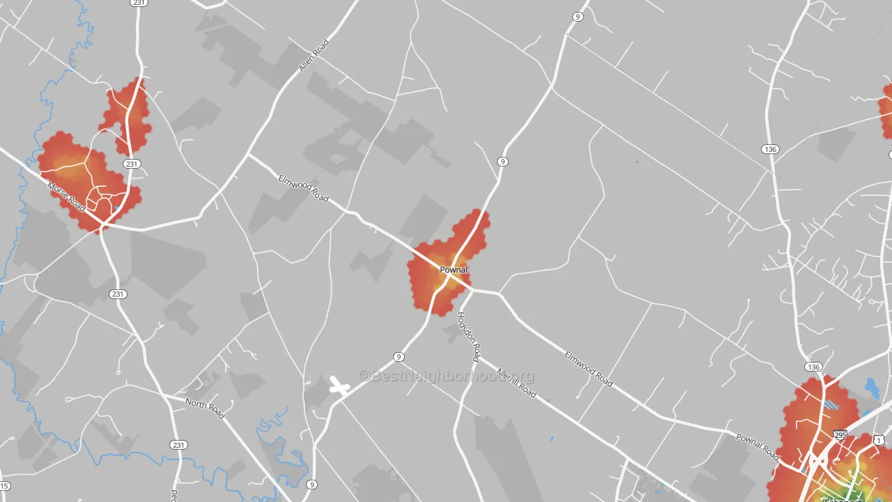 Walk Grade map of 04069, ME, walkable areas in green and car-dependent areas in red