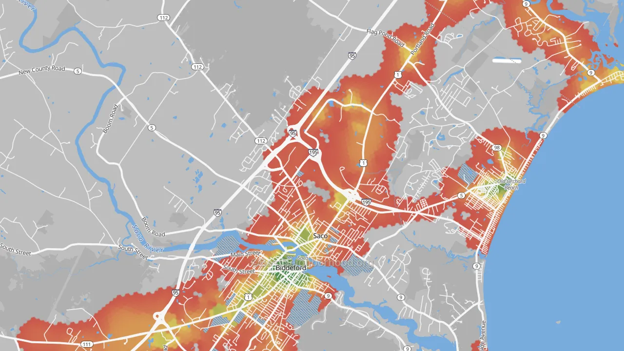 Walk Grade map of 04072, ME, walkable areas in green and car-dependent areas in red