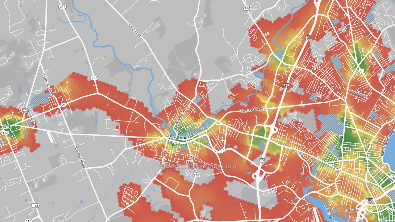 Walk Grade map of 04092, ME, walkable areas in green and car-dependent areas in red