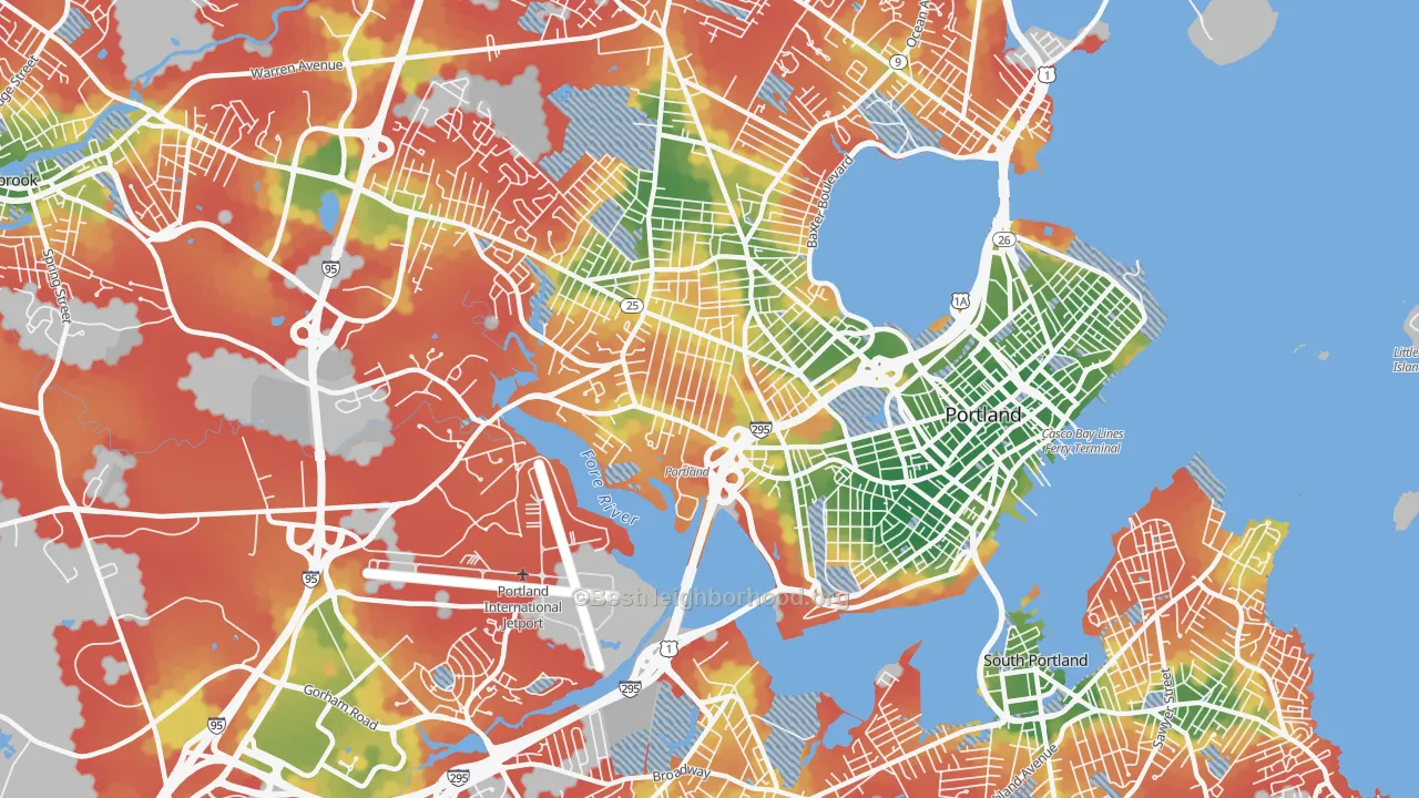 Walk Grade map of 04102, ME, walkable areas in green and car-dependent areas in red