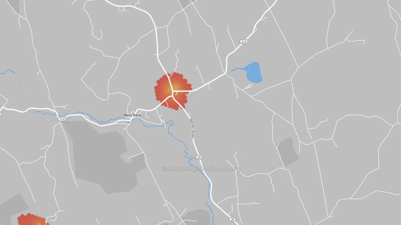 Walk Grade map of 04289, ME, walkable areas in green and car-dependent areas in red