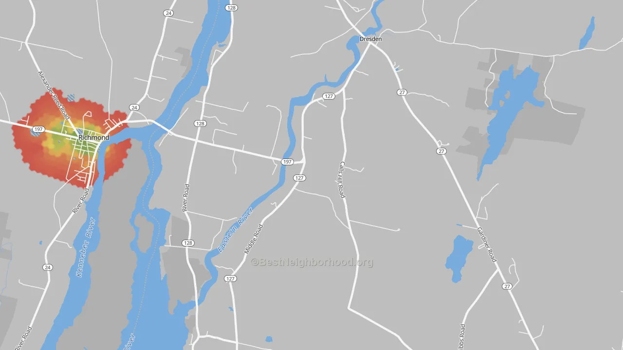 Walk Grade map of 04342, ME, walkable areas in green and car-dependent areas in red