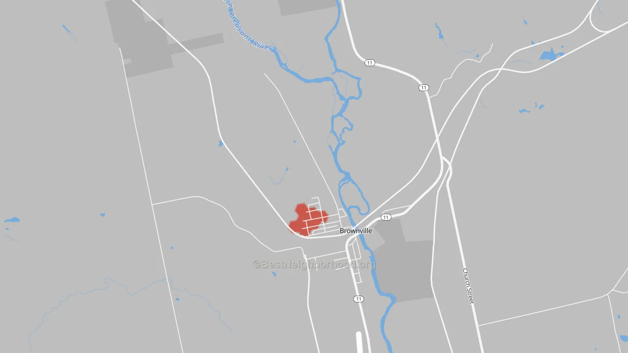 Walk Grade map of 04415, ME, walkable areas in green and car-dependent areas in red