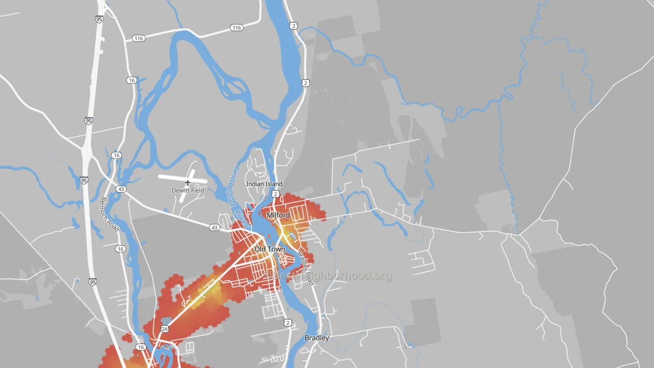 Walk Grade map of 04461, ME, walkable areas in green and car-dependent areas in red
