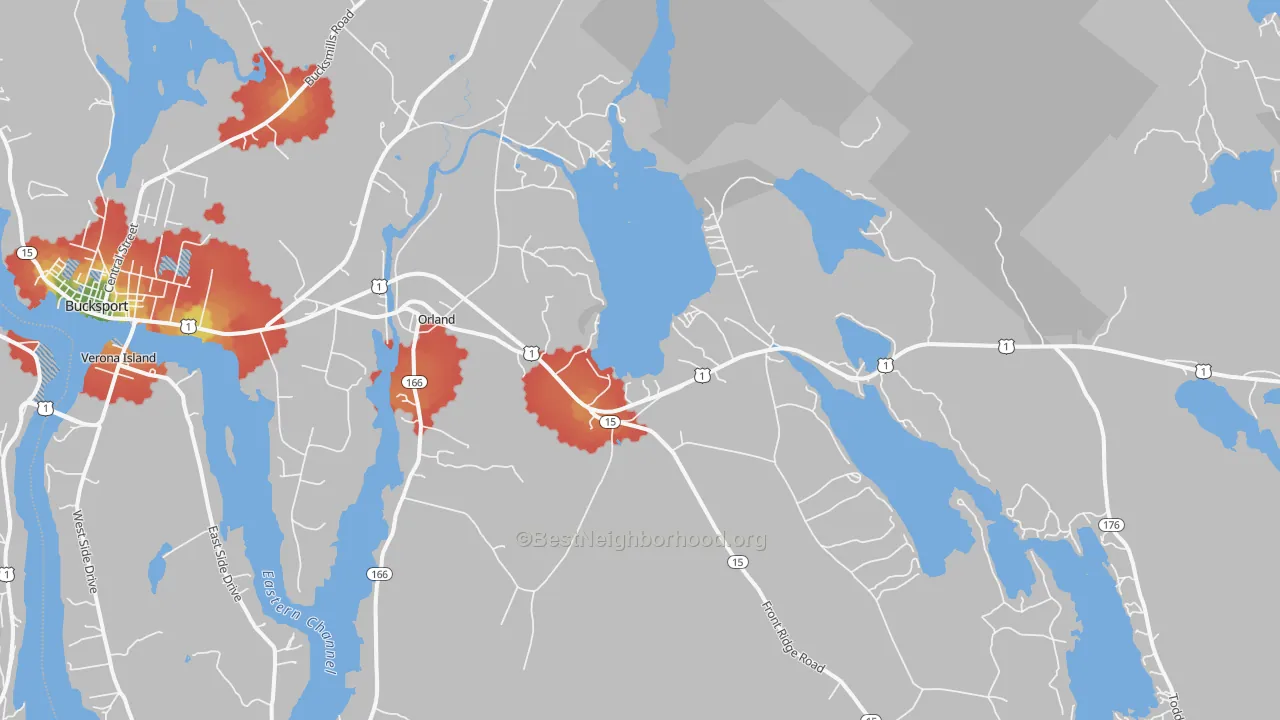 Walk Grade map of 04472, ME, walkable areas in green and car-dependent areas in red
